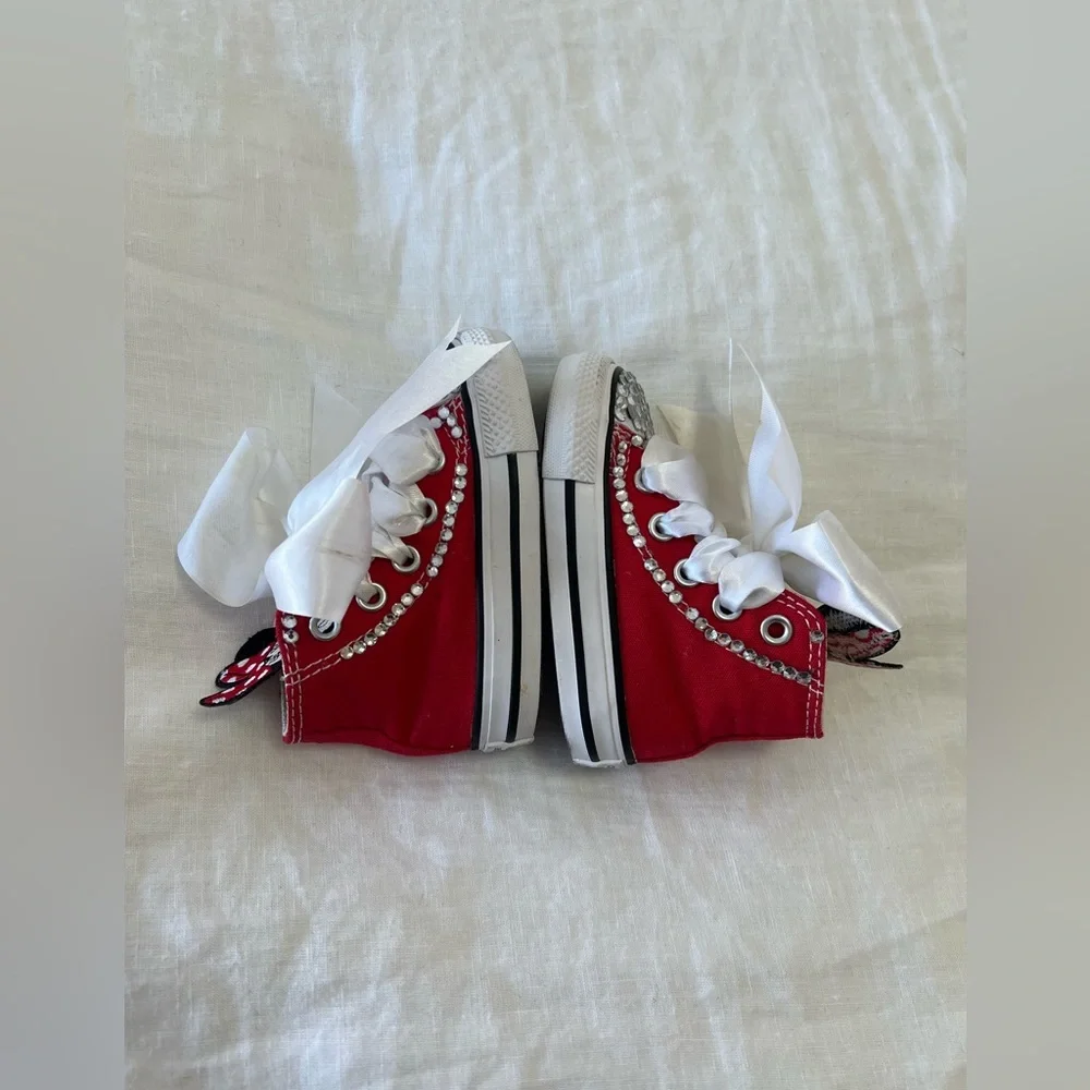 Converse | Infant SZ 3 | Red Minnie Mouse Disney High Top Shoes | Sparkle Bling